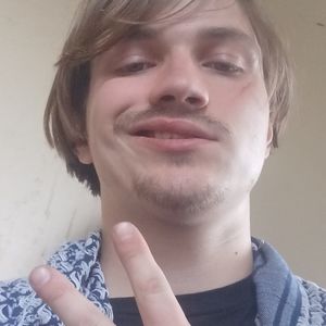 Meet your Posher, Evan